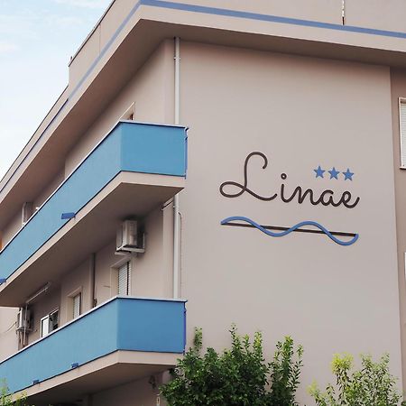 B&B Linae - Residence Alba Adriatica Bagian luar foto