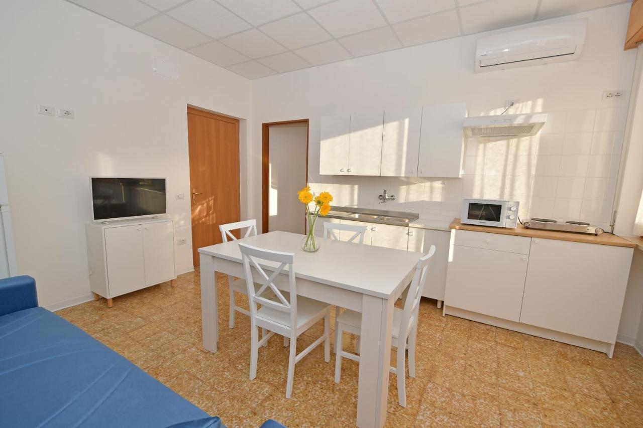 B&B Linae - Residence Alba Adriatica Bagian luar foto
