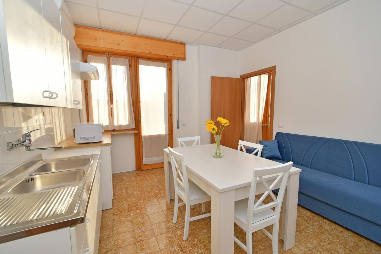 B&B Linae - Residence Alba Adriatica Bagian luar foto