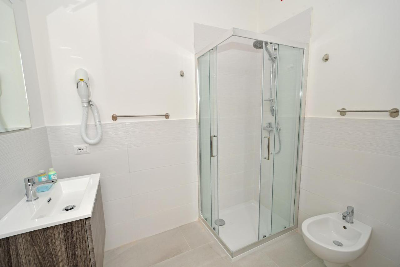 B&B Linae - Residence Alba Adriatica Bagian luar foto